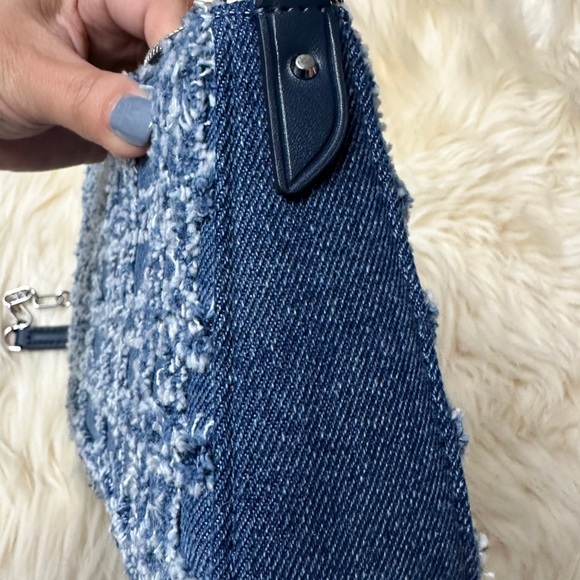 Michael Kors Michael Empire Medium Chain Pouchette - Picture 4 of 9